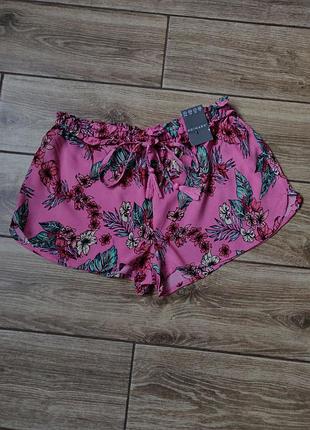 Новые короткие шорты цвета фуксии на резинке, легкие и удобные