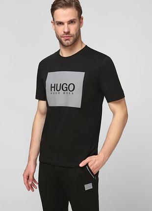 Чоловіча футболка hugo boss dolive211 чорна з рефлективним логотипом
