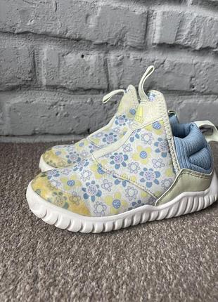 Кросівки на дівчинку adidas оригінал розмір 26,5