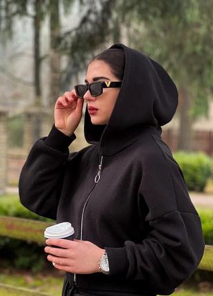 Сонцезахисні окуляри квадратні lady victoria чорні.