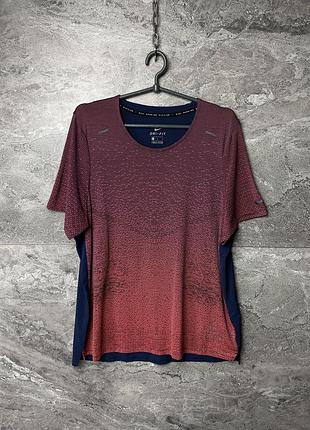 Футболка nike dri fit running division