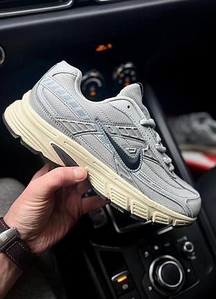 Кроссовки мужские nike initiator light gray
