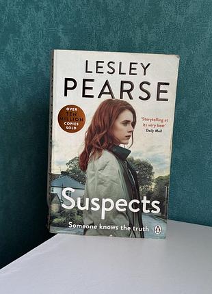 Книга «suspects» («підозрювані») леслі пірс англійською детектив
