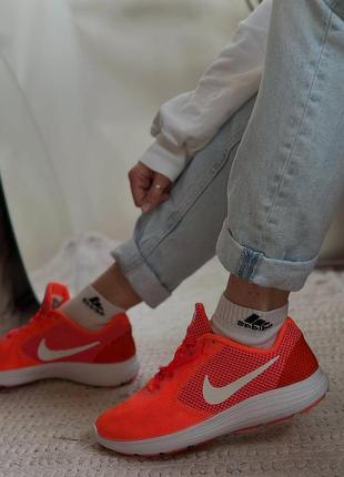 Кроссовки женские nike! 40.5 р., сверху текстиль, внутрь текстиль
