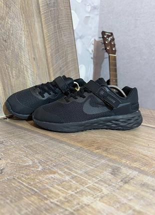 Кросівки nike revolution  38,5/24,5см