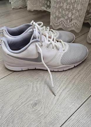 Кроссовки женские nike размер 40.5 стелька 26 см
