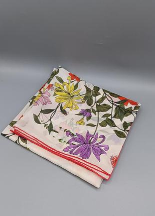 Нежный платок в стиле gucci floral