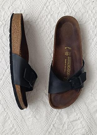 Шлепанцы birkenstock р. 39