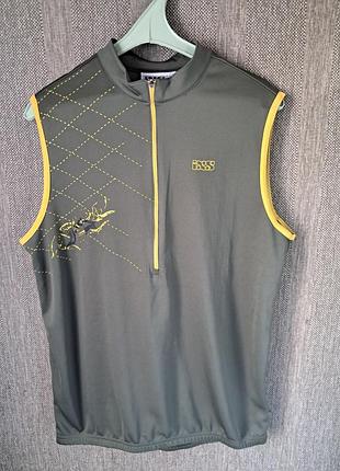 Продам спортивну безрукавку ixs.