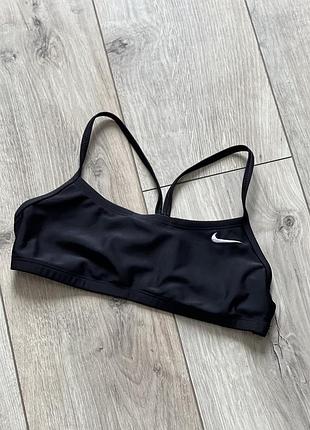 Спортивний топ nike