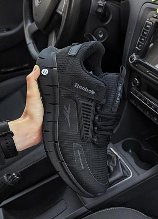 Чоловічі кросівки reebok zig kinetica чорні (термо)