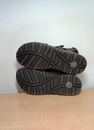 Босоножки кожаные ara 8