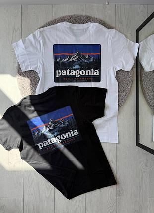 Стильная футболка patagonia