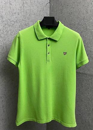 Салатова футболка поло від бренду lyle & scott
