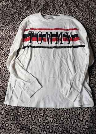 Tommy jeans чоловічий лонгслів з довгим рукавом білого кольору