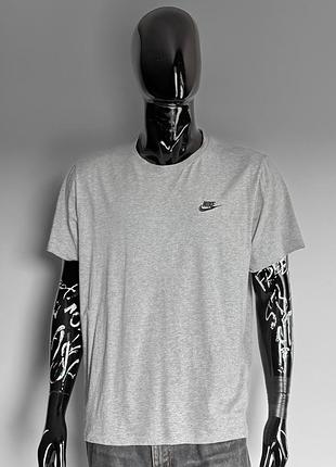 Футболка  nike base men`s t-shirt