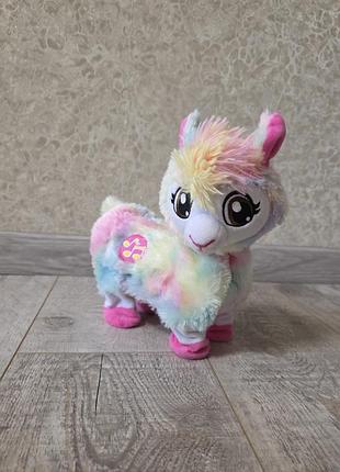 Интерактивная игрушка pets alive rainbow boppi the booty shakin' llama.