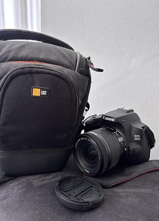 Фотоапарат canon eos 250d дзеркальна камера 24.1 мп з чохлом