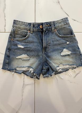 Джинсові шорти жіночі bershka сині розмір 32