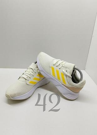 Спортивные мужские кроссовки adidas