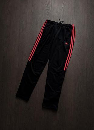 Штани від adidas спортивні