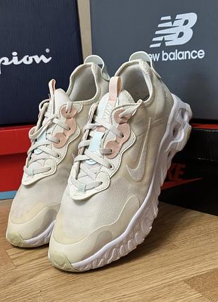 Nike react art3mis