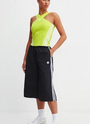 Шорти adidas