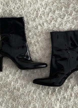 Massimo dutti лакові сапоги