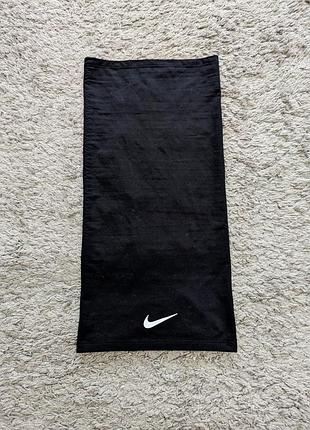 Легкий бафф nike, оригинал, состояние идеальное, 52 х 25 см.