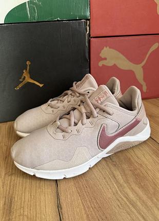 Кросівки nike legend essential 40 розмір
