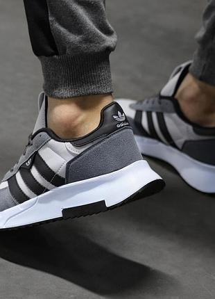 Кроссовки adidas