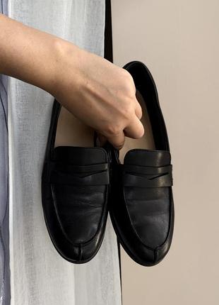 Шкіряні лофери  clarks