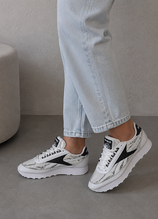 Кросівки reebok az princess 40 натуральна шкіра сітка чорно білі