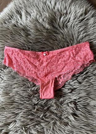 Гарні жіночі трусики танга hunkemoller