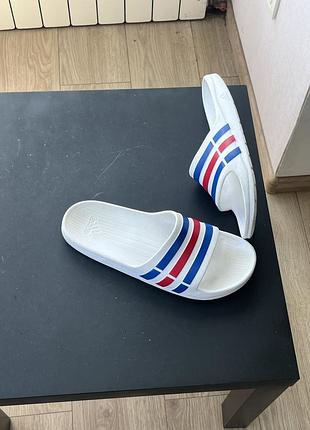 Тапки adidas 5