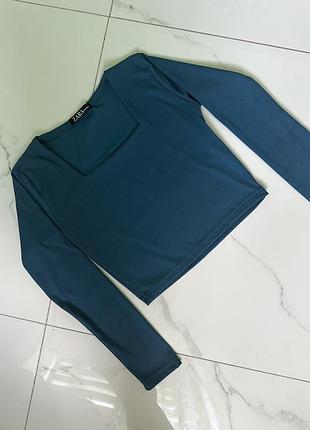 Стильний укорочений лонгсів zara в рубчик з квадратним вирізом, розмір s
