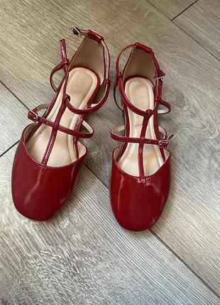 Туфлі zara в ідеальному стані