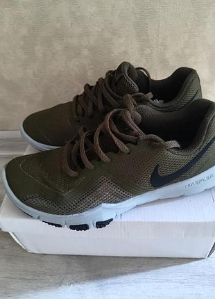 Кроссовки nike