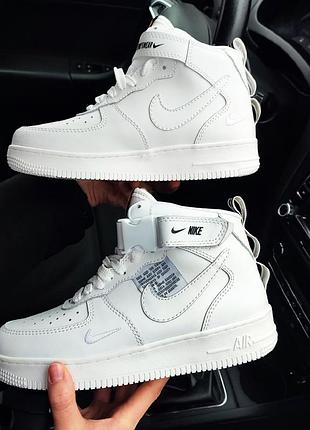 Зимние кроссовки nike air force 1 mid 07 white белые