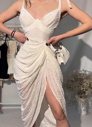 Распродажа платье prettylittlething миди драпировка велюровые аппликации