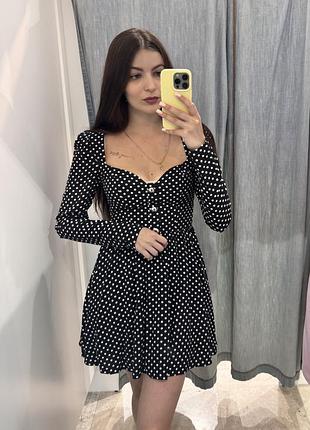Сукня в горох