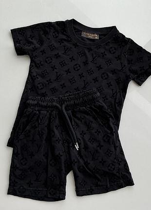 Літній костюм louis vuitton 86