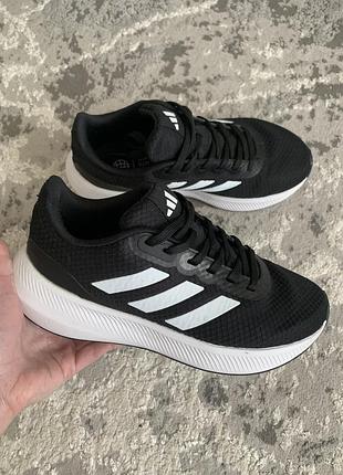 Кросівки adidas runfalcon 3.0 unisex, чорні з білим, матеріал: легкий і вентильований текстиль, виробник: вʼєтнам, підошва: міцний гумовий протектор
