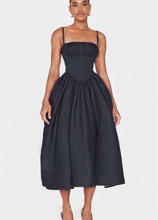Распродажа платье prettylittlething миди/макси пышная на бретельках