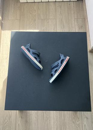 Сандалі crocs 2