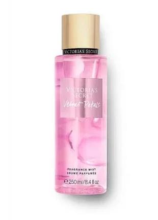 Парфюмированный спрей для тела victoria`s secret velvet petals 250 мл