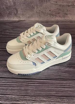 Кросівки adidas