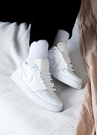 Nke ar jrdan 1 retro low white