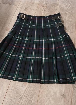 Традиционный шотландский корт в тартане маккензе get shirt edinburgh 26 складок