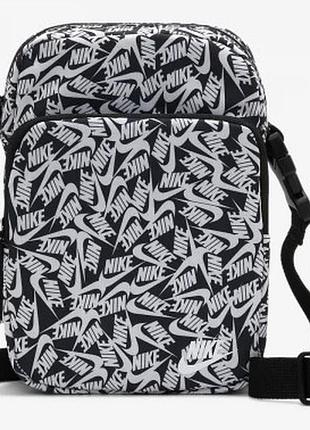 Сумка через плечо nike nk heritage crssbdy - accs prn черный, белый уни 27 х 6 х 15 см